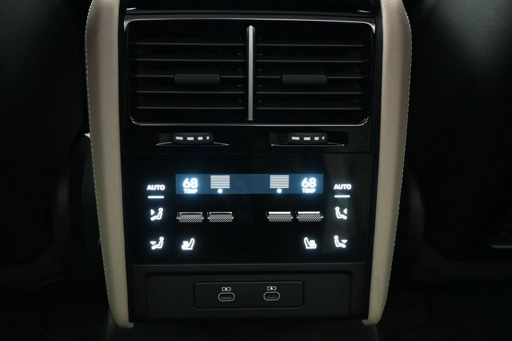 Used 2026 Porsche Cayenne Electric AWD/4WD image 22