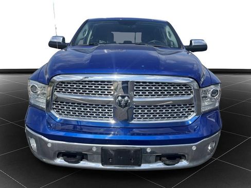 Used 2018 RAM 1500 Laramie AWD/4WD image 8