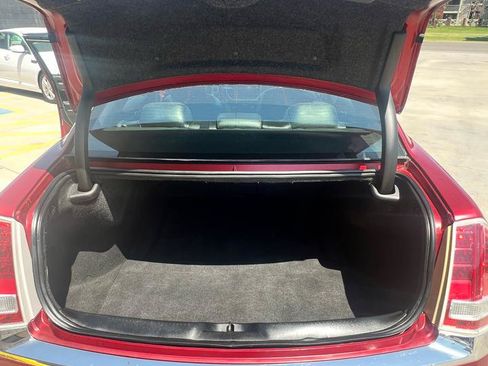 Used 2011 Chrysler 300 Limited RWD image 31