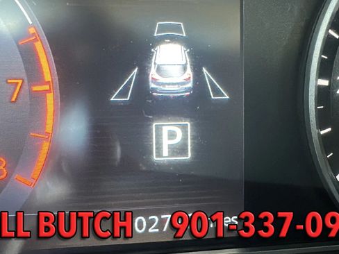 Used 2019 Nissan Kicks SV FWD image 11