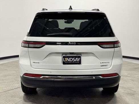 Certified 2023 Jeep Grand Cherokee Laredo image 6