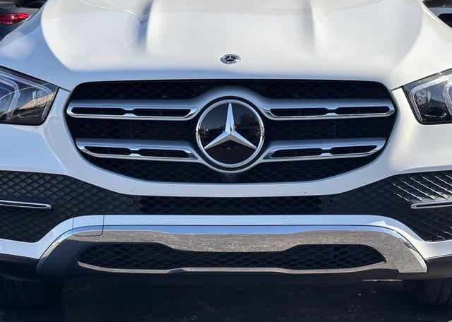 Used 2022 Mercedes-Benz GLE 350 4MATIC image 4
