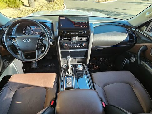 Used 2022 INFINITI QX80 Sensory w/ All-Season Package image 22