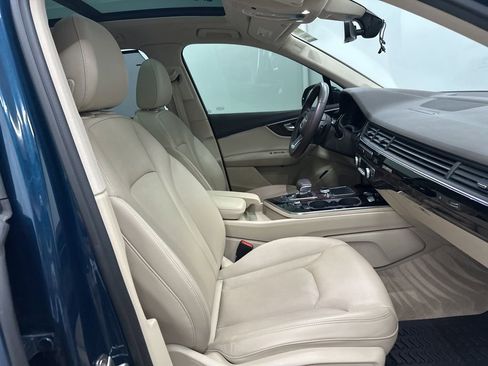 Used 2019 Audi Q7 3.0T Premium Plus w/ Premium Plus Package AWD/4WD image 24