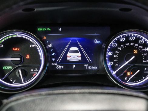 Certified 2018 Toyota Camry XLE w/ Audio Package FWD image 26
