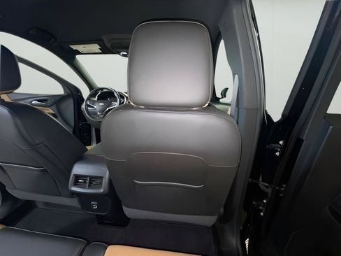 Used 2020 Chevrolet Equinox Premier w/ LPO, Floor Liner Package AWD/4WD image 40