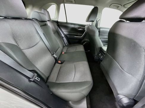 Certified 2025 Toyota RAV4 XLE FWD image 27
