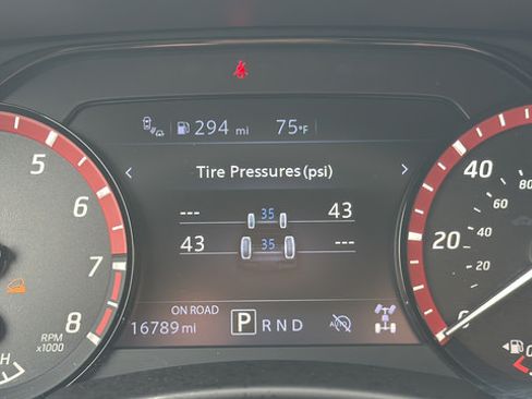 Used 2026 Nissan Frontier PRO-4X AWD/4WD image 47