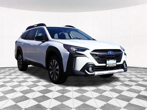 Used 2025 Subaru Outback Limited w/ Tech Package 2 image 16