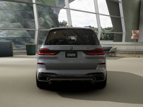Used 2026 BMW X7 xDrive40i w/ M Sport Package image 34