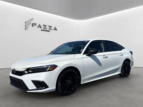 Used 2023 Honda Civic Sport image 1