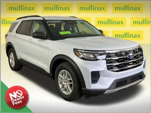 New 2026 Ford Explorer Active RWD image 1