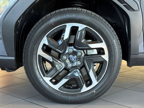 New 2025 Subaru Forester Limited image 25