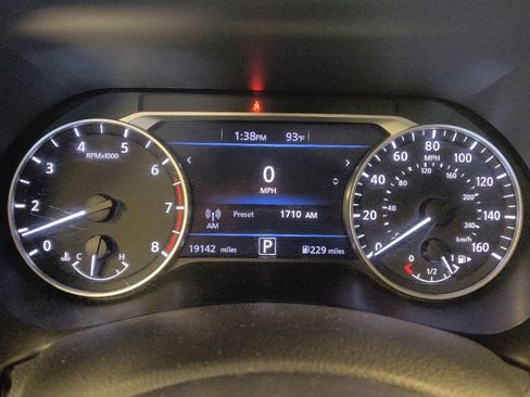 Used 2025 Nissan Sentra SV FWD image 23