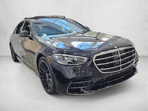 Certified 2023 Mercedes-Benz S 500 4MATIC image 3