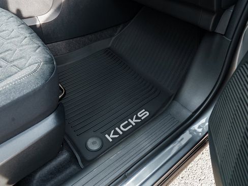 New 2026 Nissan Kicks SV w/ SV Premium Package image 27