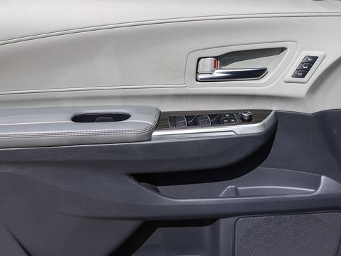 Certified 2023 Toyota Sienna Limited AWD/4WD image 22