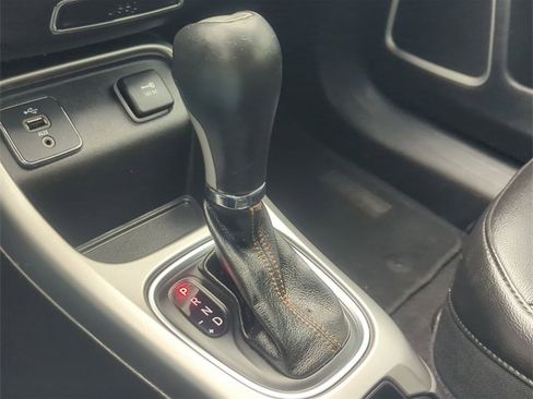 Used 2018 Jeep Compass Latitude image 19