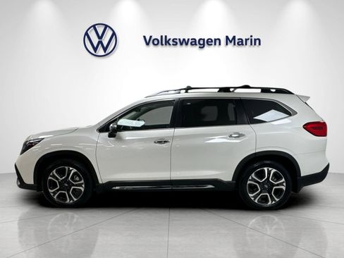 Used 2023 Subaru Ascent Touring AWD/4WD image 2