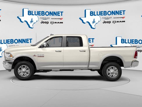 Used 2017 RAM 2500 Laramie w/ Sport Appearance Group AWD/4WD image 9