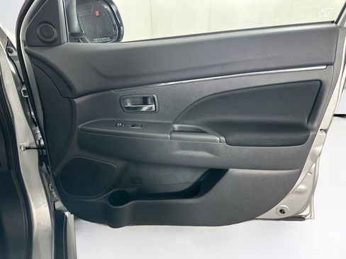 Used 2025 Mitsubishi Outlander Sport LE image 28