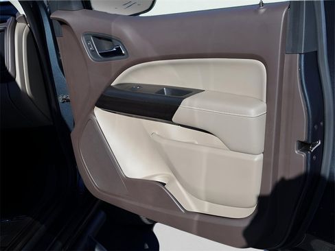 Used 2019 GMC Canyon SLT w/ Driver Alert Package image 11