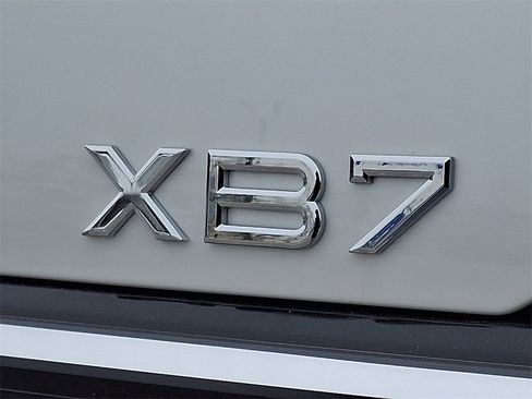 New 2026 BMW ALPINA XB7 image 21