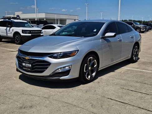 Used 2022 Chevrolet Malibu LT FWD image 8