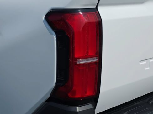 Used 2025 Toyota Tacoma SR RWD image 31