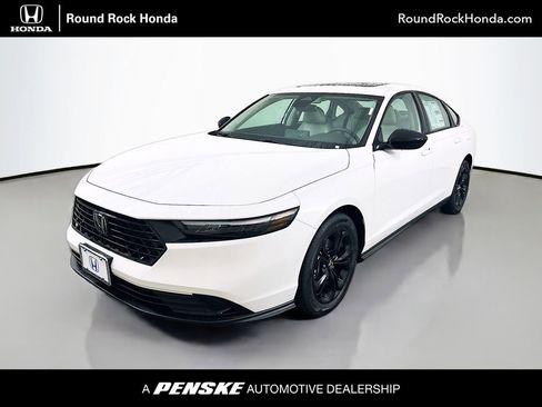 New 2025 Honda Accord SE image 1