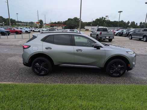 Used 2025 Buick Envision Sport Touring AWD/4WD image 6