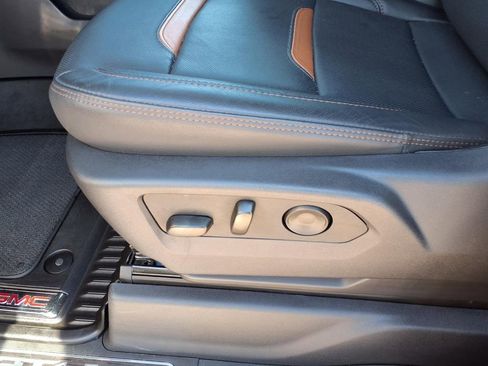 Used 2025 GMC Sierra 1500 AT4 w/ AT4 Preferred Package image 26