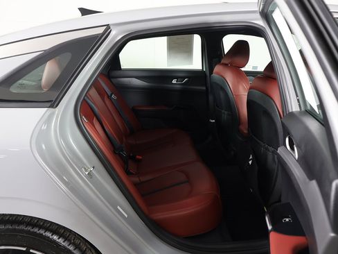 Used 2023 Kia K5 GT-Line image 33