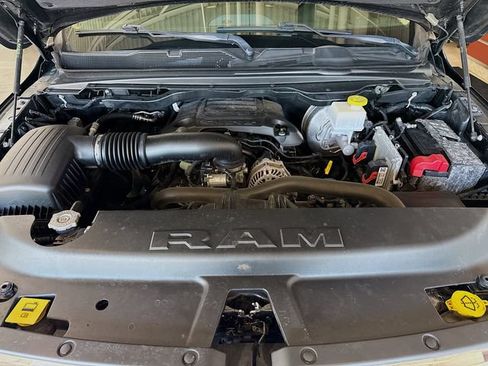 Used 2019 RAM 1500 Big Horn AWD/4WD image 30