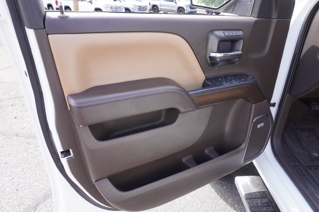 Used 2017 GMC Sierra 1500 Denali RWD image 18