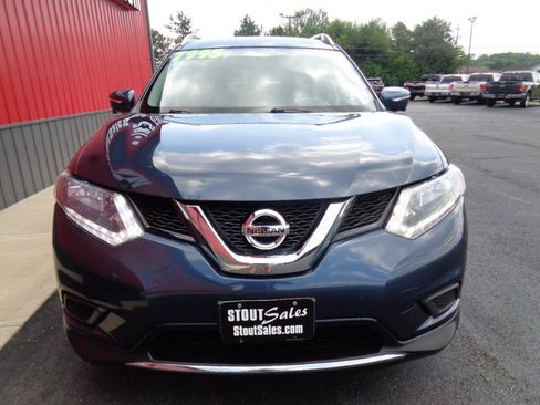 Used 2015 Nissan Rogue SV w/ SV Premium Package FWD image 13