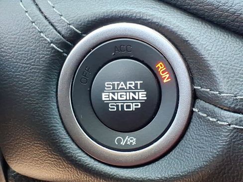 Used 2022 Dodge Durango SXT w/ Anodized Platinum Package image 39