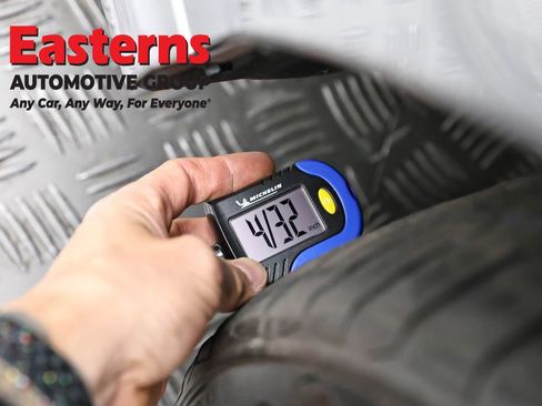 Used 2019 Toyota Camry SE image 28