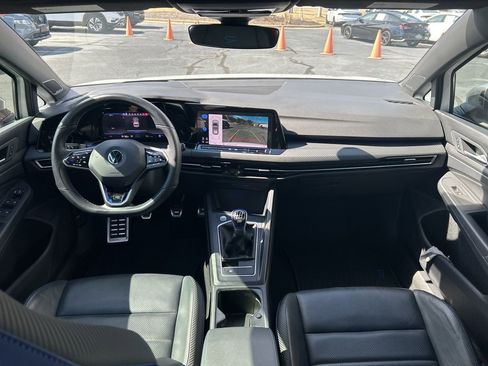 Used 2022 Volkswagen Golf R image 42