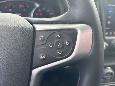 Used 2023 GMC Terrain SLT w/ Tech Package image 20