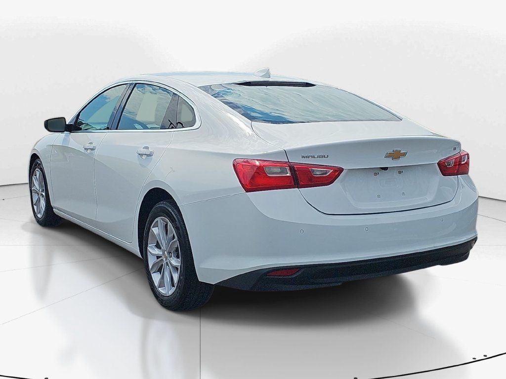Used 2025 Chevrolet Malibu LT FWD image 8