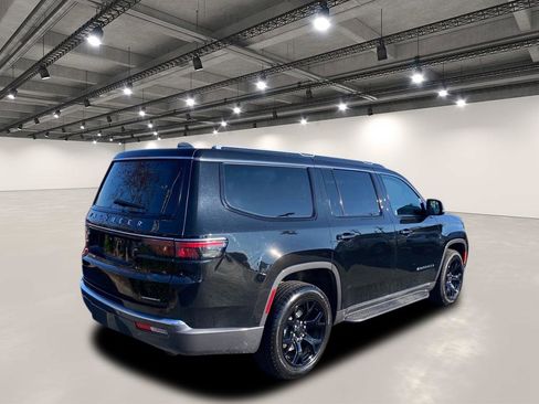 Used 2022 Jeep Wagoneer Series II image 7