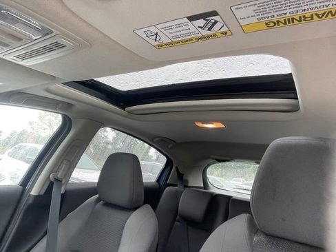 Used 2019 Honda HR-V EX image 28