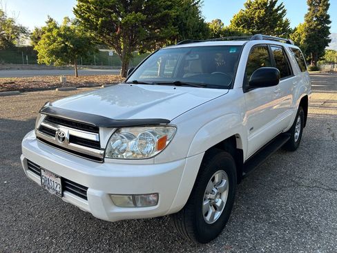 Used 2005 Toyota 4Runner Sport RWD image 3
