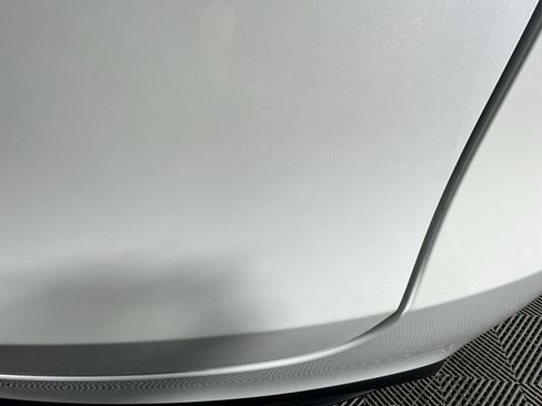 Used 2023 Tesla Model Y Performance image 6