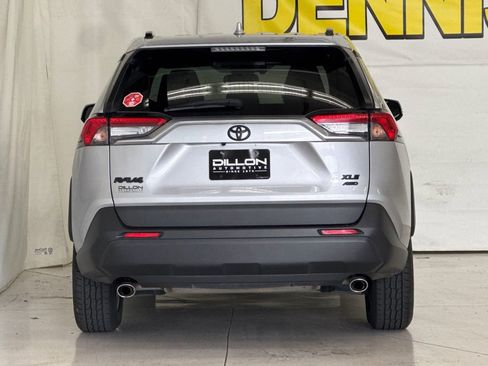 Used 2022 Toyota RAV4 XLE w/ Convenience Package AWD/4WD image 5