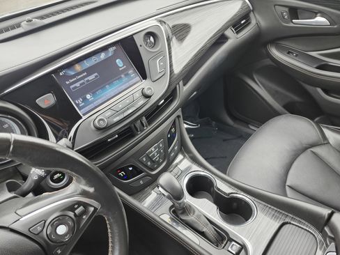 Used 2017 Buick Envision Essence image 34