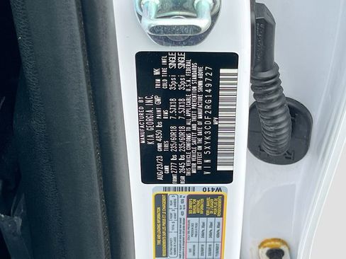 Used 2024 Kia Sportage EX image 30