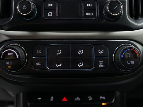 Used 2019 Chevrolet Colorado Z71 image 34