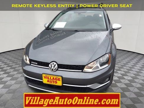 Used 2017 Volkswagen Golf Alltrack SE image 8